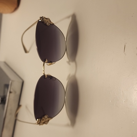 Versace sunglasses - Picture 2 of 4